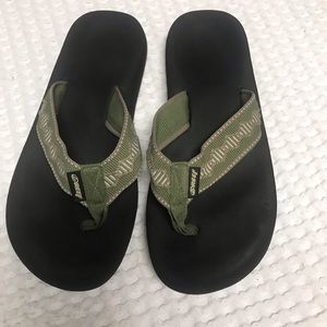 Women’s size 7.5 Reef Flip Flops